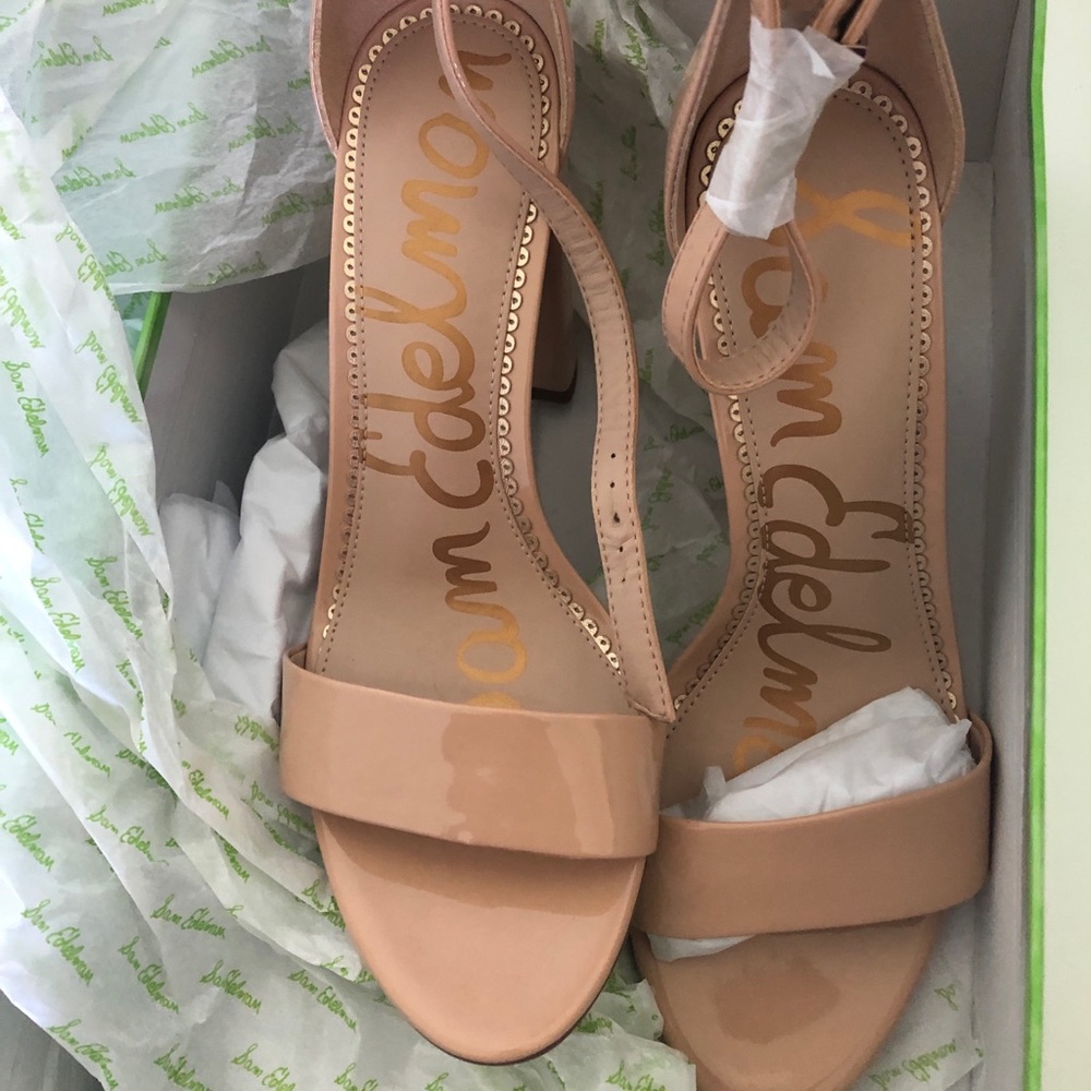 heeled sandals